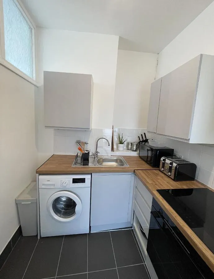 First Rate Apartment Londýn